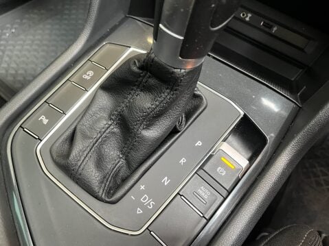 Volkswagen Tiguan 2.0 TDI SEL BLUEMOTION TECHNOLOGY DSG AUTOMATIC 9