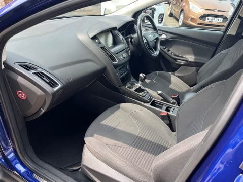 Ford Focus 1.6 TDCI TITANIUM NAVIGATOR 12