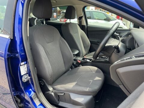 Ford Focus 1.6 TDCI TITANIUM NAVIGATOR 3
