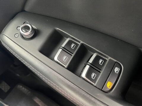 Audi Q5 2.0 TDI QUATTRO S LINE PLUS AUTOMATIC 28