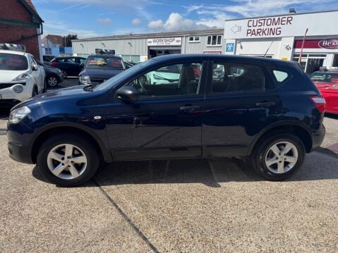 Nissan Qashqai 1.6 VISIA 8