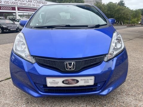 Honda Jazz 1.4 I-VTEC ES PLUS AUTOMATIC 9