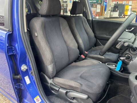 Honda Jazz 1.4 I-VTEC ES PLUS AUTOMATIC 3