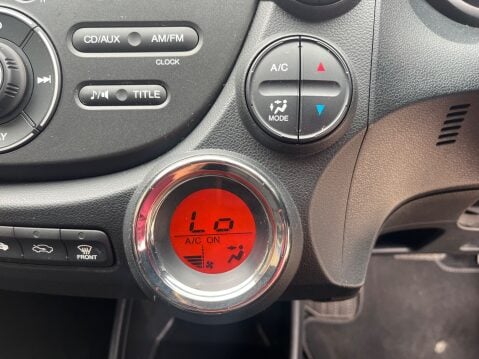Honda Jazz 1.4 I-VTEC ES PLUS AUTOMATIC 17