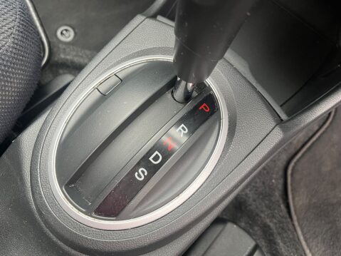 Honda Jazz 1.4 I-VTEC ES PLUS AUTOMATIC 18