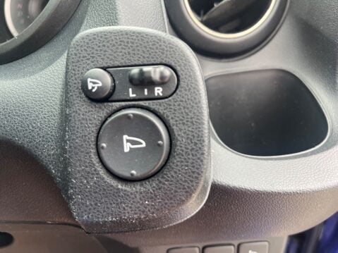 Honda Jazz 1.4 I-VTEC ES PLUS AUTOMATIC 20