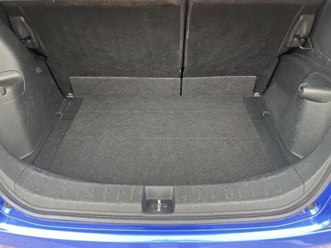 Honda Jazz 1.4 I-VTEC ES PLUS AUTOMATIC 6