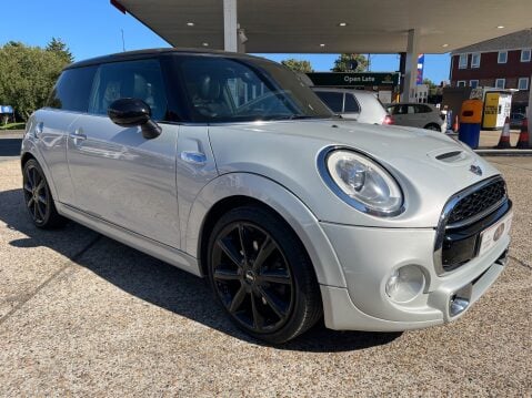Mini Hatch 1.6 COOPER S AUTOMATIC 4