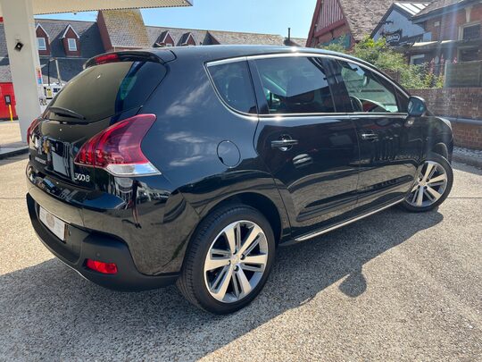 Peugeot 3008 BLUE HDI S/S ALLURE