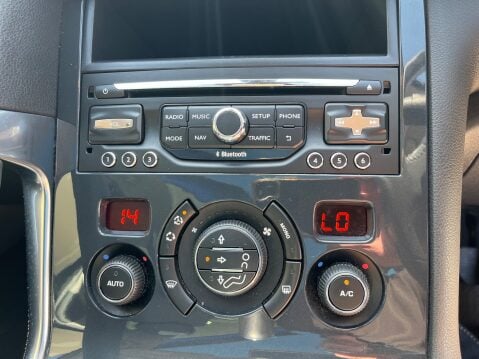 Peugeot 3008 BLUE HDI S/S ALLURE 19