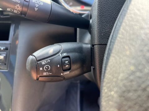 Peugeot 3008 BLUE HDI S/S ALLURE 23