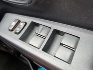 Toyota Yaris T SPIRIT HYBRID 28