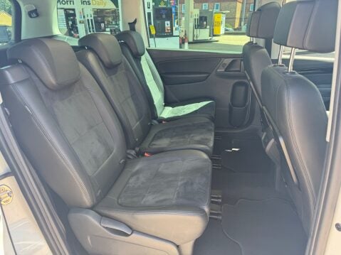 Volkswagen Sharan SEL TDI BLUEMOTION TECHNOLOGY DSG 12