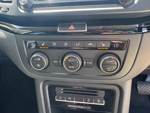 Volkswagen Sharan SEL TDI BLUEMOTION TECHNOLOGY DSG 18