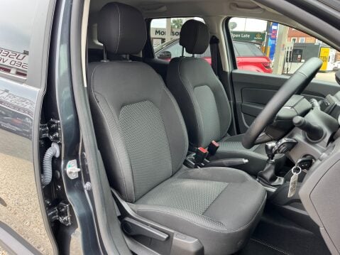 Dacia Duster 1.3 TCE COMFORT 3