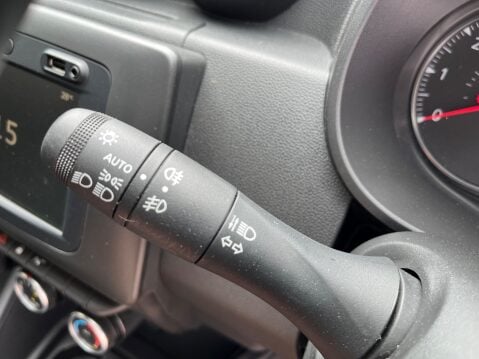 Dacia Duster 1.3 TCE COMFORT 23