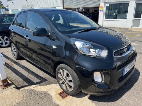 Kia Picanto 1.0 SR7 1