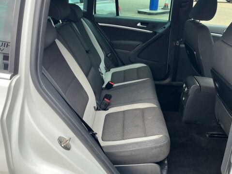 Volkswagen Tiguan R LINE TDI BLUEMOTION TECH 4MOTION DSG 7