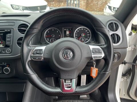 Volkswagen Tiguan R LINE TDI BLUEMOTION TECH 4MOTION DSG 13