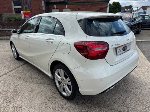 Mercedes-Benz A Class A 180 D SPORT PREMIUM PLUS 9