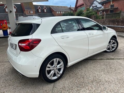 Mercedes-Benz A Class A 180 D SPORT PREMIUM PLUS AUTOMATIC 2