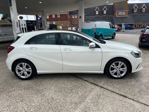 Mercedes-Benz A Class A 180 D SPORT PREMIUM PLUS AUTOMATIC 8