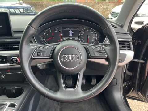 Audi A4 AVANT TDI ULTRA SPORT 13