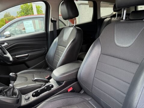 Ford Kuga TITANIUM TDCI 2WD 10