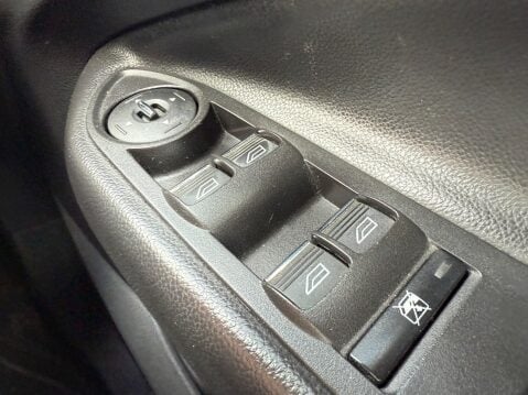 Ford Kuga TITANIUM TDCI 2WD 17