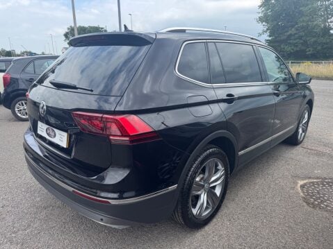Volkswagen Tiguan Allspace SEL TDI 6