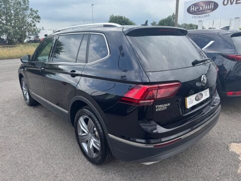 Volkswagen Tiguan Allspace SEL TDI 10