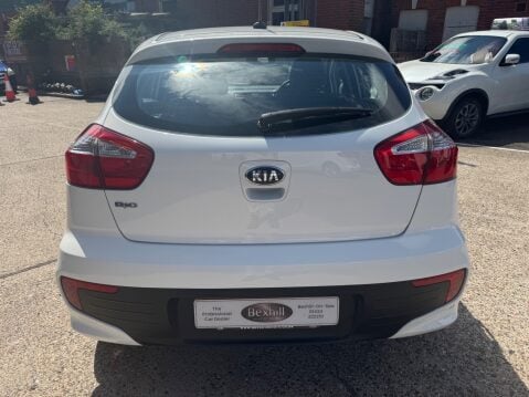 Kia Rio 1 5