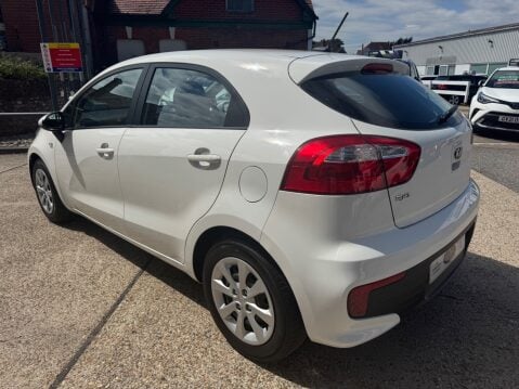 Kia Rio 1 8