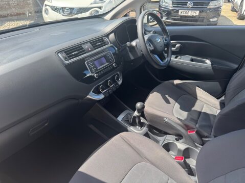 Kia Rio 1 11