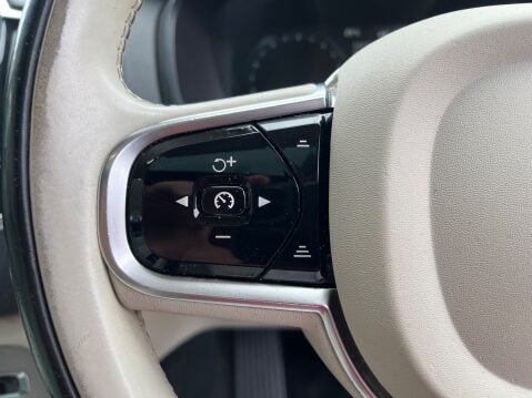 Volvo XC90 2.0 T6 INSCRIPTION AWD 7 SEATER AUTOMATIC 20