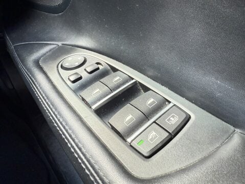 BMW 7 Series 730LD SE EXCLUSIVE 21