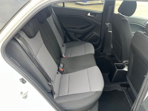 Hyundai i20 1.2 MPI GO 7