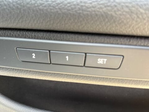 BMW 5 Series 530D LUXURY AUTOMATIC 25