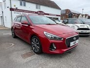 Hyundai i30 CRDI PREMIUM 4