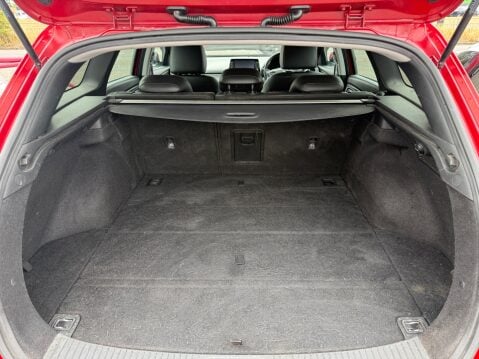 Hyundai i30 CRDI PREMIUM 14