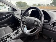 Hyundai i30 CRDI PREMIUM 9