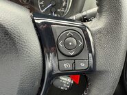 Toyota Yaris VVT-I ICON TECH [NAV] 17
