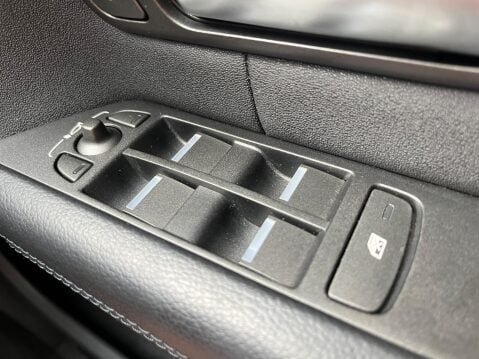 Land Rover Range Rover Evoque 2.0 ED4 SE 27