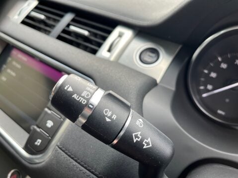 Land Rover Range Rover Evoque 2.0 ED4 SE 23