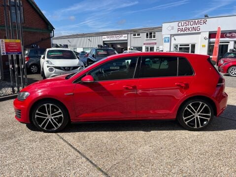 Volkswagen Golf 2.0 TDI GTD 10