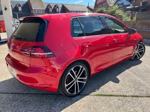 Volkswagen Golf 2.0 TDI GTD 2