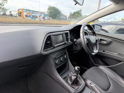SEAT Leon TSI FR TECHNOLOGY 9