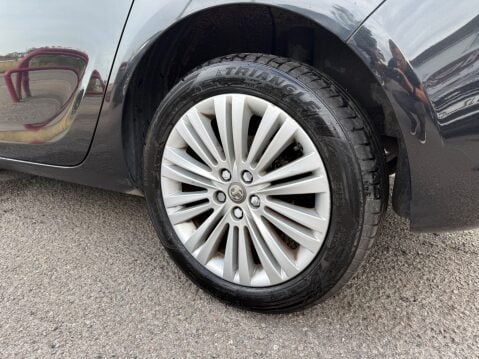 Vauxhall Astra EXCITE 8