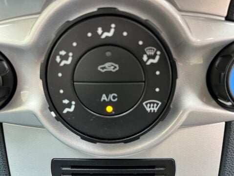 Ford Fiesta 1.4 ZETEC 16