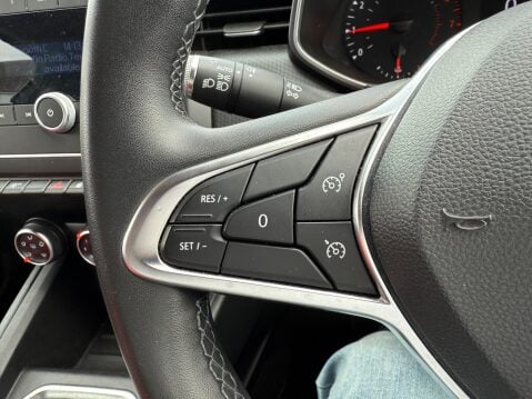 Renault Clio PLAY SCE 19